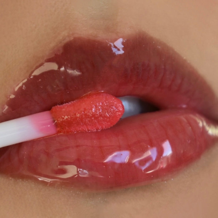 MOIRA Glow Getter drėkinantis lūpų aliejus (008, Juicy Red)