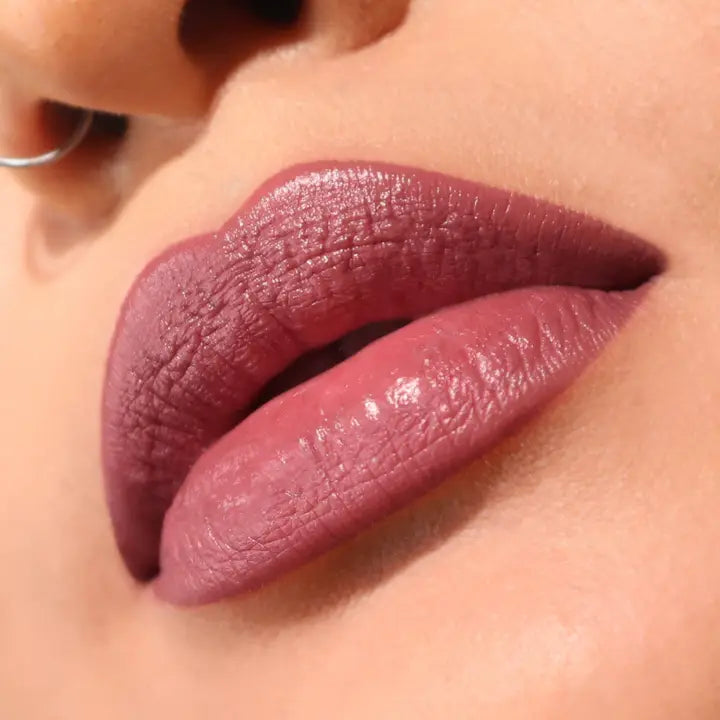 MOIRA Lip Goddess lūpų dažai (012, Dreamsgirl)