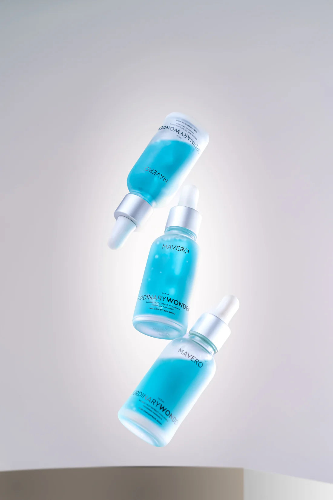 ORDINARYWONDER - hialurono rūgšties serumas su baobabu ir hamameliu 30ml.