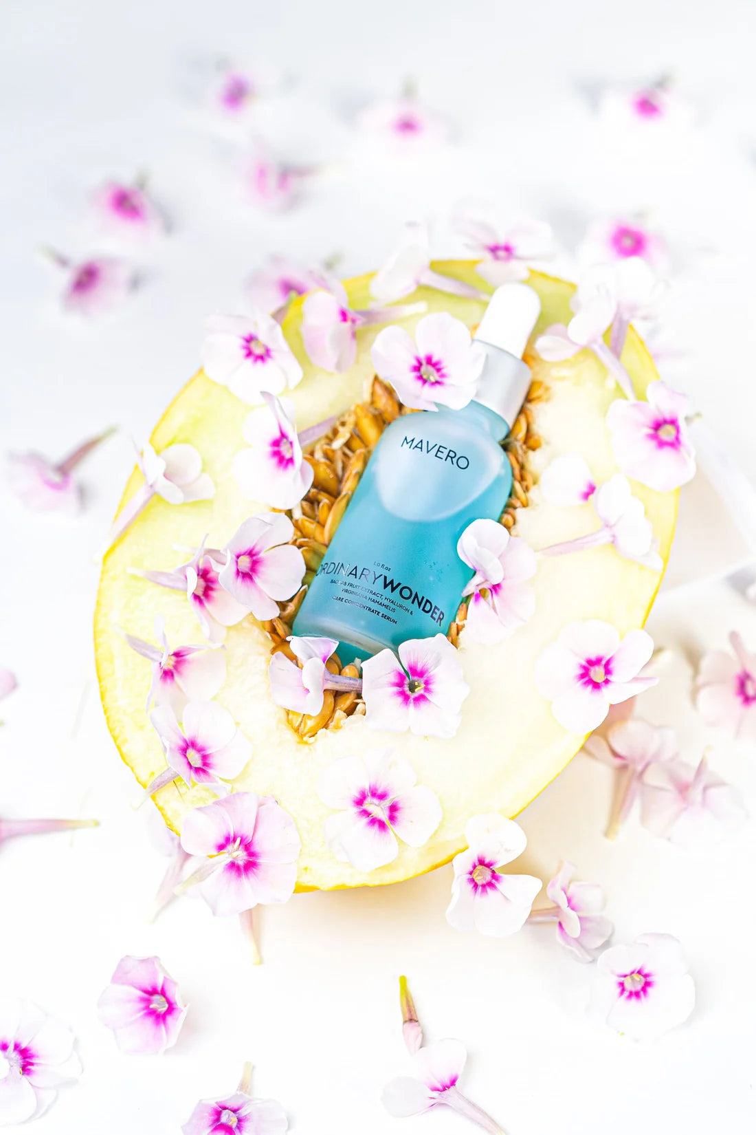 ORDINARYWONDER - hialurono rūgšties serumas su baobabu ir hamameliu 30ml.