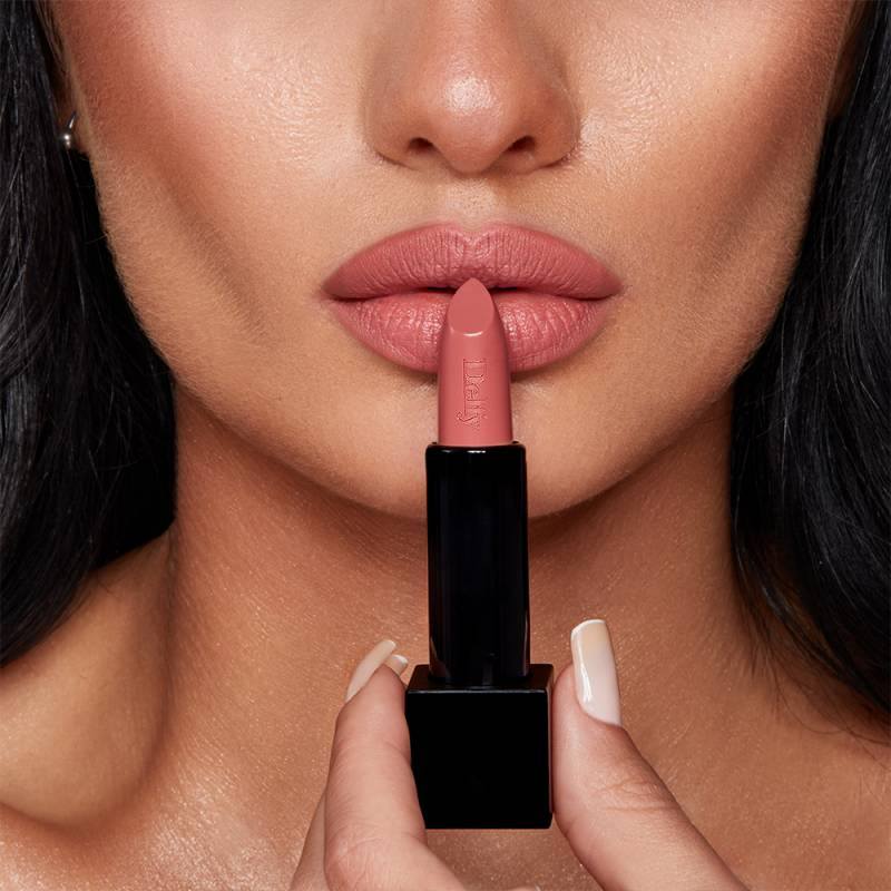 Delfy Velvetly Matt Lipstick,  matiniai lūpų dažai - Toasted Almond